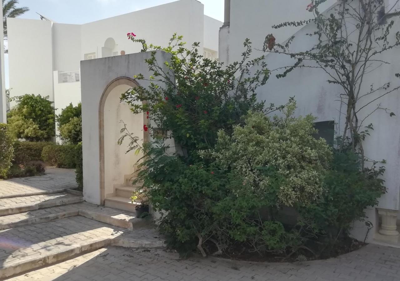 Azure Residences ケリビア エクステリア 写真